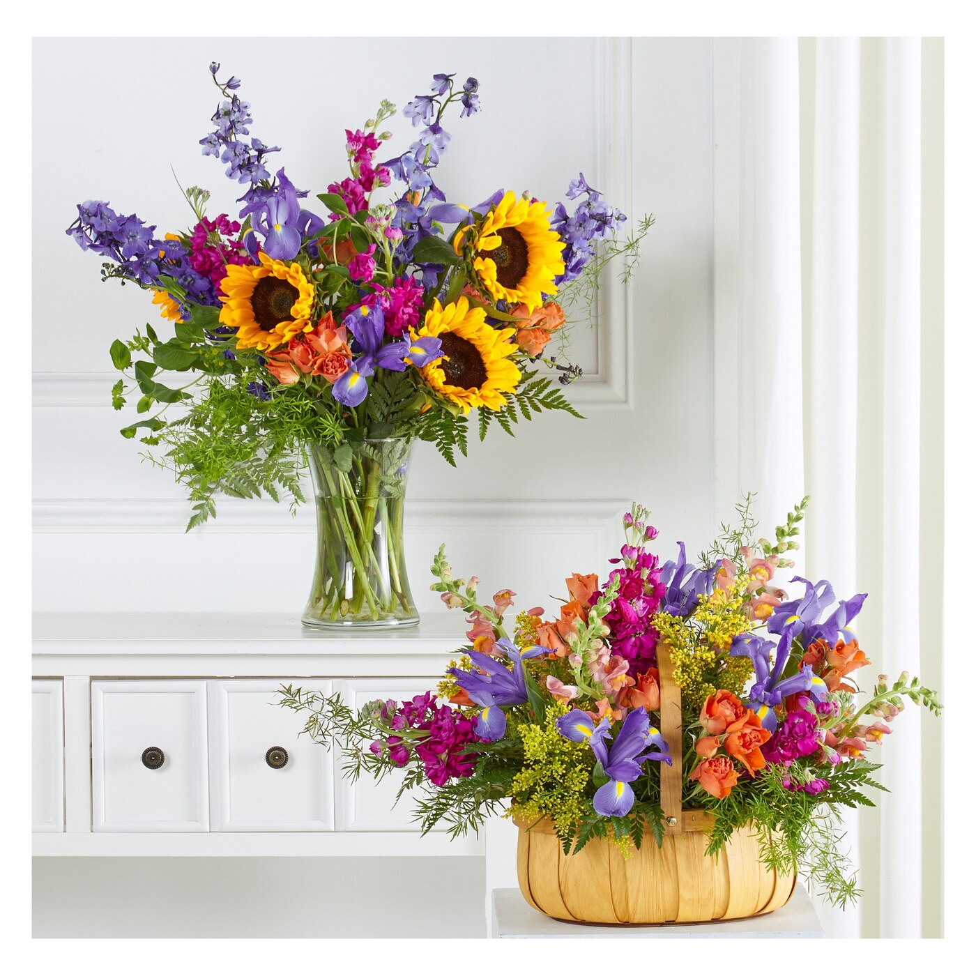 Majestic Memento Bundles flower arrangement